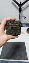 Load image into Gallery viewer, Labradorite Freeform
