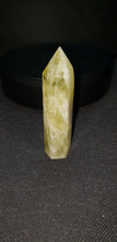 Load image into Gallery viewer, Lemon Quartz Point
