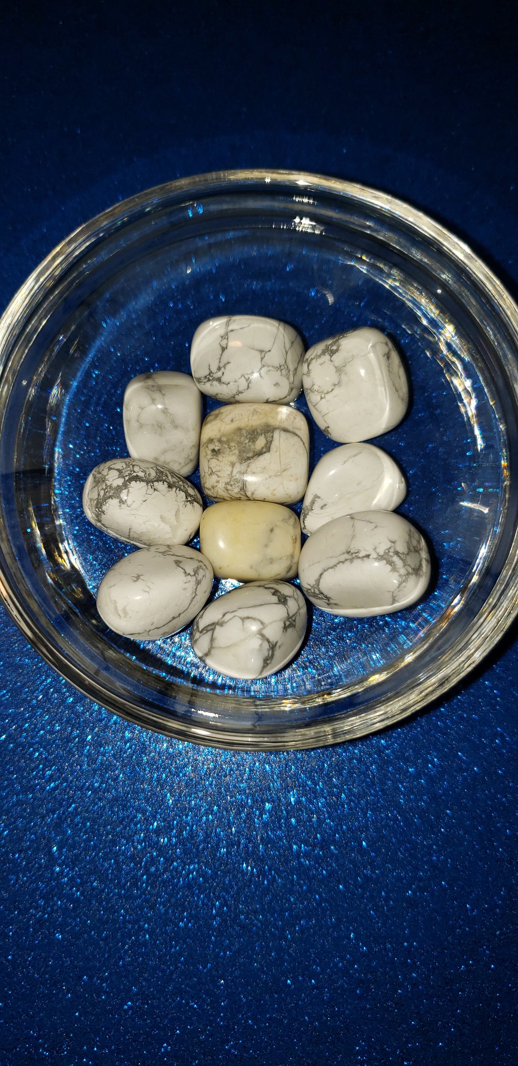 Howlite Tumble Stones